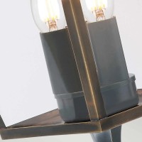 Latarnia naścienna Mansion House - 3 źródła światła - Postarzany mosiądz